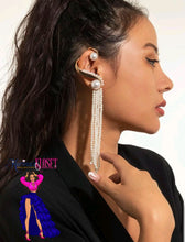 Load image into Gallery viewer, Pearl Majesty Ear Cuff Clip Earrings | Ear Wrap | Ear Climber
